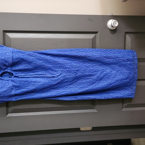 Guess keyhole dress - Picture 2 of 5